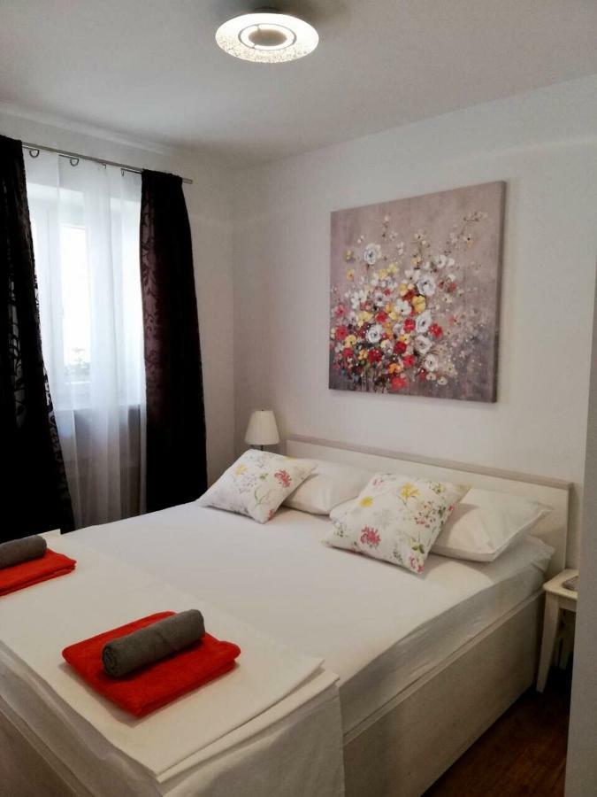 Luxury Apartment Luka Оміш Екстер'єр фото