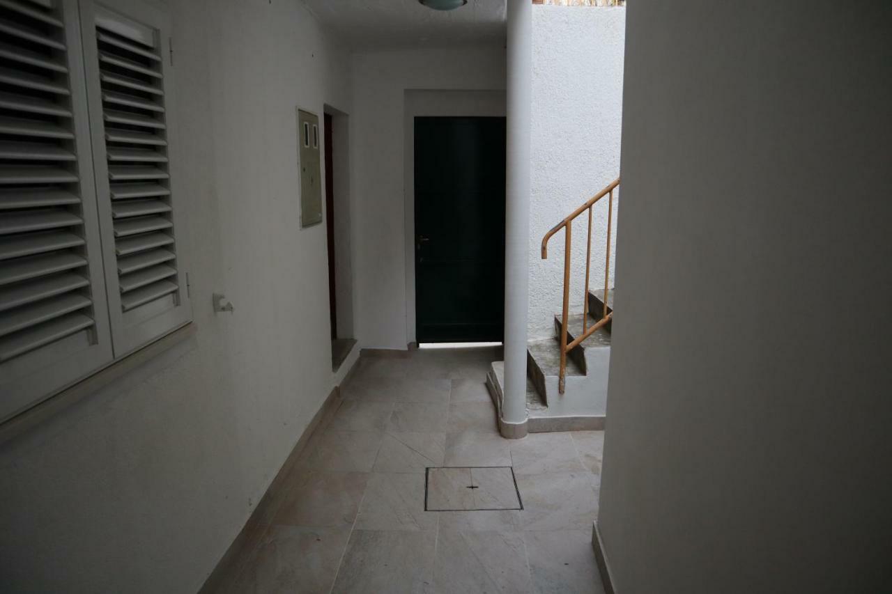Luxury Apartment Luka Оміш Екстер'єр фото